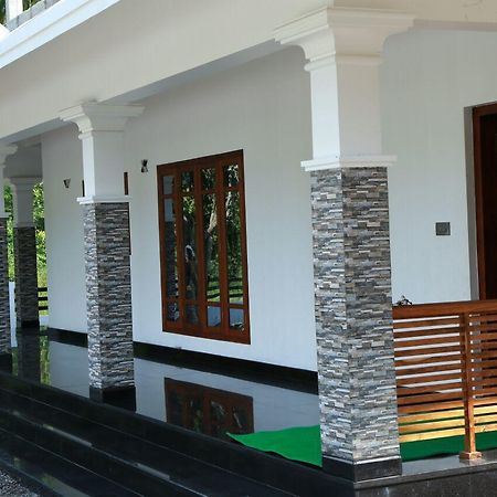 Sri Lakshmi Gardens Hotel Thekkady Zewnętrze zdjęcie