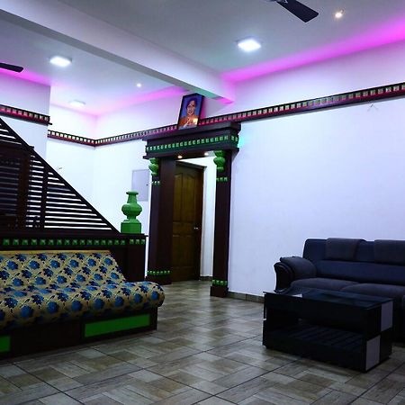 Sri Lakshmi Gardens Hotel Thekkady Zewnętrze zdjęcie
