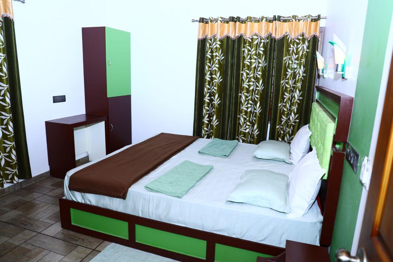 Sri Lakshmi Gardens Hotel Thekkady Zewnętrze zdjęcie